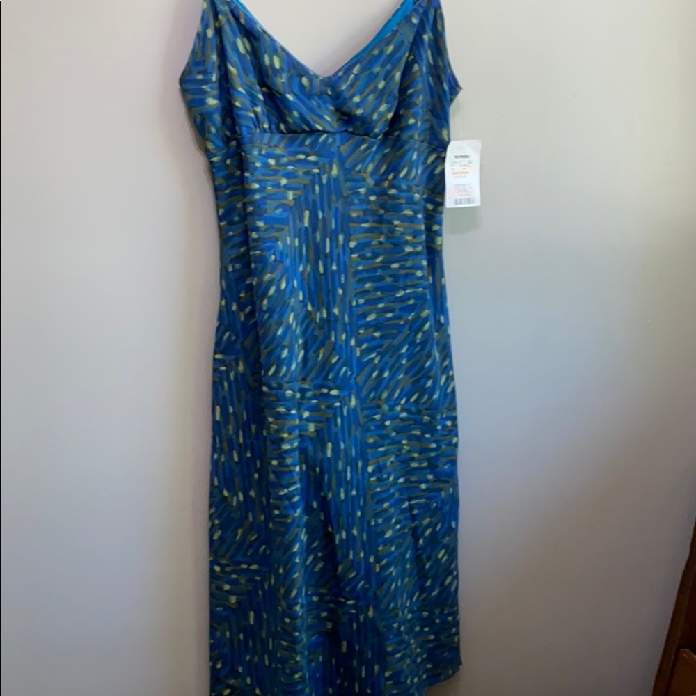 Multi color dress size large juniors.